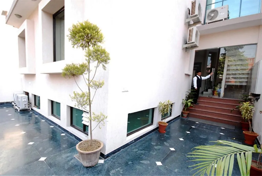 *** Affittacamere Hotel Corporate Prime Gurgaon India